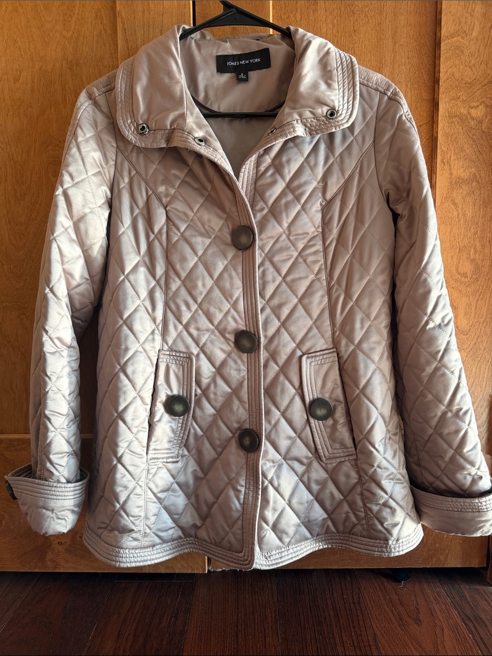Jones New York Cute Tan Quilted Lined Jacket sz S snap closure